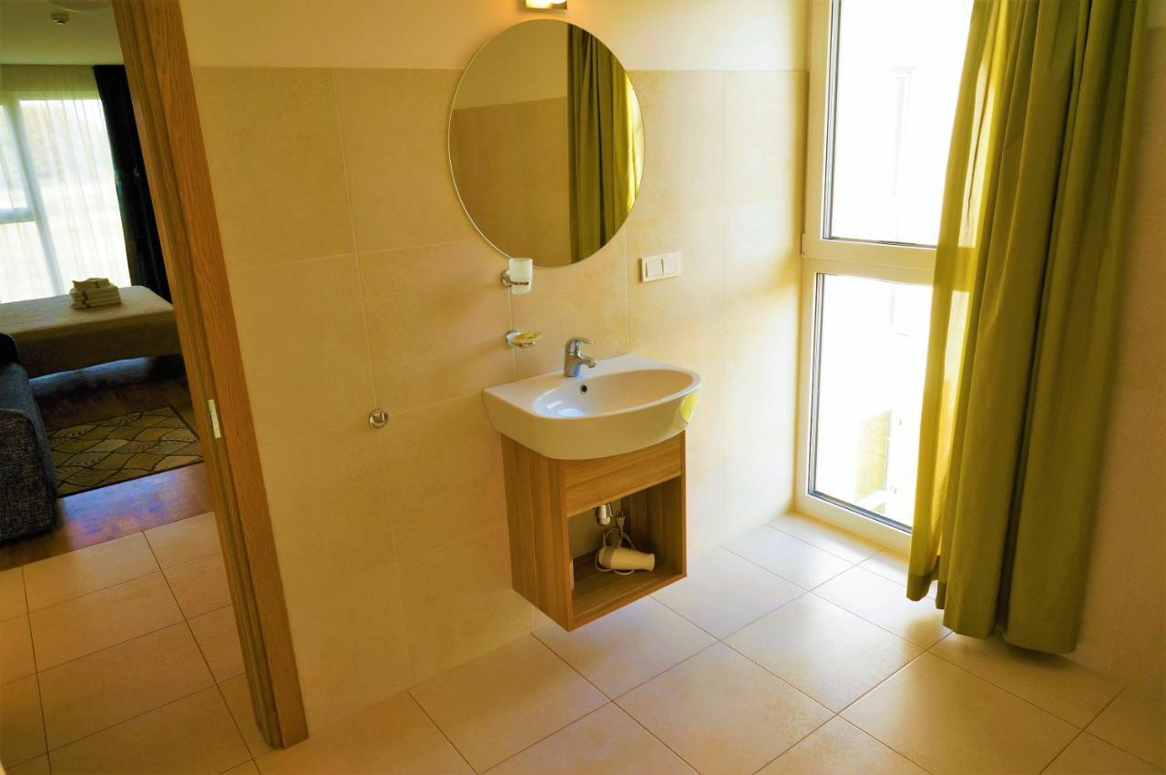 Smelio Vila Apartments Palanga Buitenkant foto